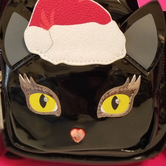 Betsey Johnson " BLACK PATENT CHRISTMAS 2022 CAT” MINI BACKPACK SET Collectable - Picture 8 of 10